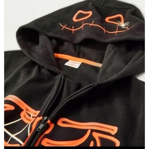 NWT CAT AND JACK SKELETON FLEECE SLEEPER - Picture 3 of 6